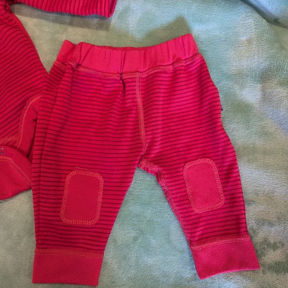 Patagonia Pink Striped Onesie And Pant Capilene Baselayer Set 0-3 Month - Picture 5 of 5
